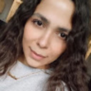 Meet your Posher, Mandana